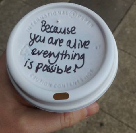 Coffee Lid Quotes, Starbucks Quotes, Cups Writing, Happy Cup, Coffee Cup Art, Small Quotes, Rising Tide, Coffee Obsession, Inspo Quotes