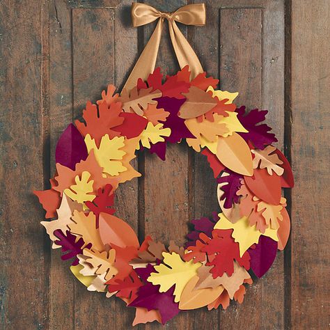 Wreaths Thanksgiving, Leaf Wreaths, Fall Leaf Wreath, Paper Wreath Diy, Craft Nights, Paper Wreaths, Fall Leaf Wreaths, Wreath Kit, Thanksgiving Decorations Diy