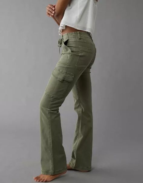 AE Stretch Classic Bootcut Cargo Pant American Eagle Green Cargo Pants, Stylish Cargo Pants Women, Women’s Cargo Pants, Shoes With Cargo Pants, Black Bootcut Pants Outfit, Boot Cut Pants Outfit, Womens Punk Fashion, Bootcut Cargo Pants, Womens Camo Pants