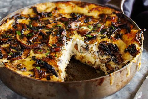 Mushroom lasagne Veganuary Recipes, Mushroom Lasagne, Meatless Entrees, Lasagne Sheets, Lasagna Recipes, Lasagne Recipes, Cooking Cream, Porcini Mushrooms, Savoury Baking