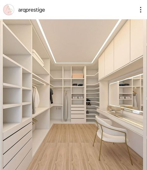 A Walk In Closet, Design Ložnic, Dream Closet Design, Walk In Closet Design, Closet Design Layout, Luxury Closets Design, Closet Renovation, Closet Layout, Luxury House Interior Design