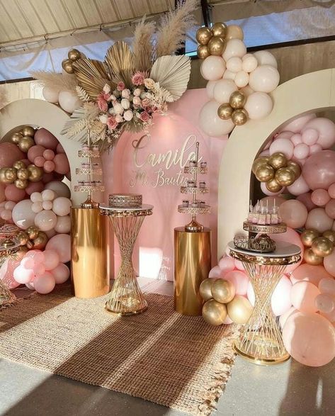 Sweet 16 Venues, 15th Birthday Decorations, Sweet 16 Party Themes, Rose Gold Quinceanera, Sweet 15 Party Ideas, Sweet 16 Party Decorations, Quinceanera Pink, Pink Sweet 16, Sweet Sixteen Birthday Party Ideas