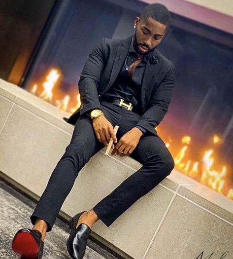 Mens fashion Inspo All Black Suit, Black Kings, Black Outfit Men, Black Suit Wedding, Black Attire, Costume Noir, Black Men Fashion Swag, Dream List, Awesome Beards