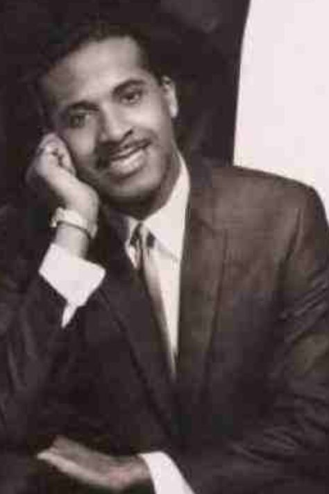 Levi Stubbs Four Tops frontman..... Levi Stubbs, Motown Artists, Miguel Singer, Motown Singers, The Four Tops, Tamla Motown, John Walker, Music Genius, Black Legends