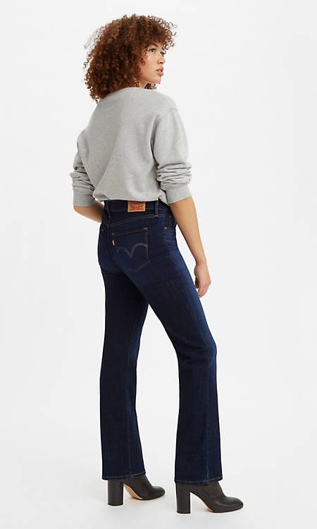 Bootcut jeans outfit