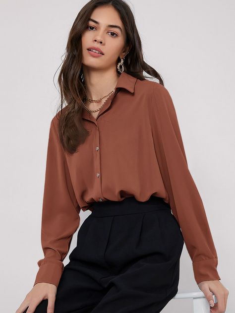 Mauve Outfit, Curved Hem Shirt, Full Sleeve Top, Brown Blouse, Hem Blouse, Work Wear Women, Women Blouses, Professional Outfits, Business Casual Outfits