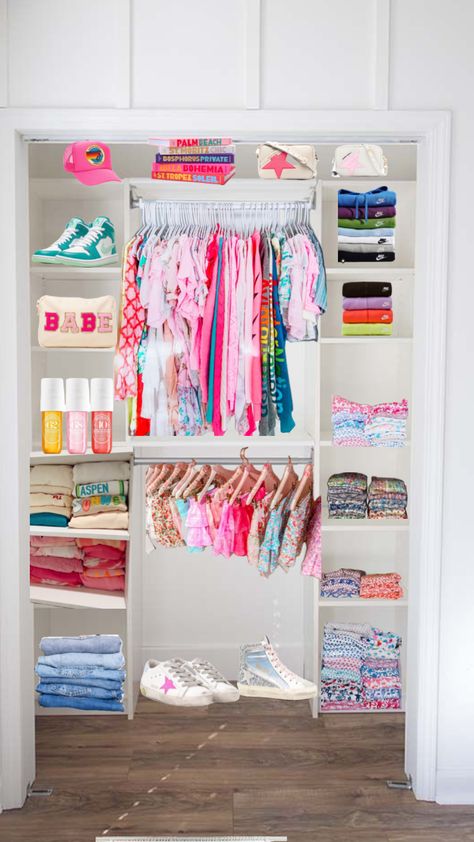 Preppy Closet Organization Small, Preppy Room Ideas For Small Rooms, Teen Girl Closet, Preppy Closets, Preppy Closet Organization, Preppy Rooms, Preppy Closet, Homemade Milkshake, Closet Idea