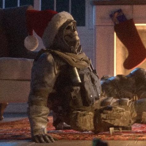 Ghost Cod Christmas, Cod Christmas Pfp, König And Ghost Matching Pfp, Call Of Duty Christmas, Ghost Cod, Simon Riley, Cod Men, Cod Memes, Masked Men