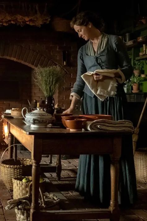 5 Ways To Make Your Kitchen More Witchy | Tea & Rosemary Witchy Kitchen Decor, Greenhouse Windows, Witchy Kitchen, Kitchen Artwork, Food Shapes, Victorian Kitchen, Claire Fraser, Outlander Tv, Outlander Starz