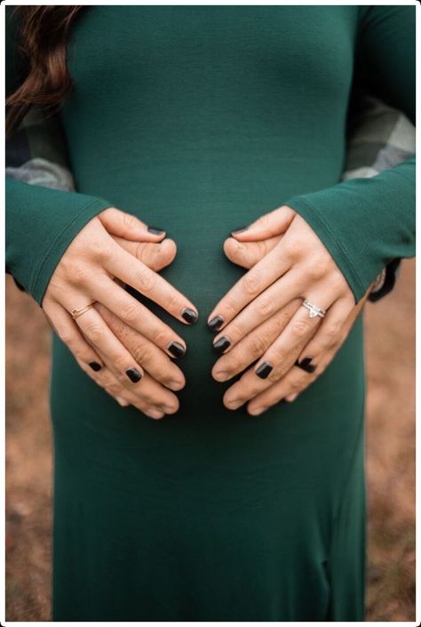 Maternity Photo Shoot Fall Outfits, Engagement Photos While Pregnant, Christmas Card Maternity Pictures, Fall Maternity Photos Casual, Fall Maternity Photos Green Dress, Outdoor Maternity Shoot Poses, Green Maternity Dress Photoshoot Family, Fall Foliage Maternity Shoot, Maternity Photo Shoot Ideas Forest