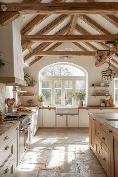 French Country Interior, French Country Kitchen Designs, Timeless Kitchen Design, Country Interior Design, Rustic Kitchen Cabinets, Country Kitchen Designs, European Farmhouse, Timeless Kitchen, Farmhouse Kitchen Design