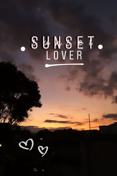 Sunset Lover Tattoo, Sunsets Snapchat, Blue Sunset Aesthetic, Painting Sunsets, Sunset Gif, Instagram Captions Happy, Sunset Tumblr, Sunsets Aesthetic, Snap Stories