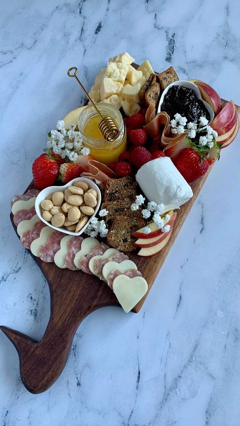 Tuesday Tips Alert 🚨 ⁣ ⁣ Today we’re continuing a bit of our Valentine’s Day theme tips that we started last week to get you ready for… | Instagram Engagement Cheese Board, Couple Charcuterie Board, Personal Cheese Board, Charcuterie Board Valentine’s Day, Romantic Charcuterie Board For Two, Romantic Charcuterie Board, Valentines Day Meals, Date Night Charcuterie Board, Salami River