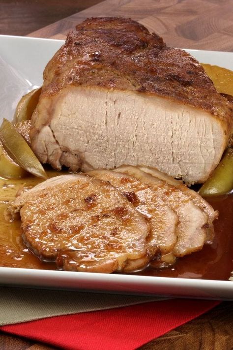 Slow Cooker Onion Soup, Caramel Apple Pork Chops, Pork Loin Slow Cooker, Apple Pork Chop Recipes, Slow Cooker Pork Tenderloin, Apple Pork, Apple Pork Chops, Onion Soup Recipes, Low Calorie Dinners