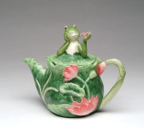 Frog Teapot, Whimsical Teapots, Cute Teapot, Novelty Teapots, Ceramic Frogs, Tea Party Decorations, Ceramic Teapot, Fine Ceramic, Teapots And Cups