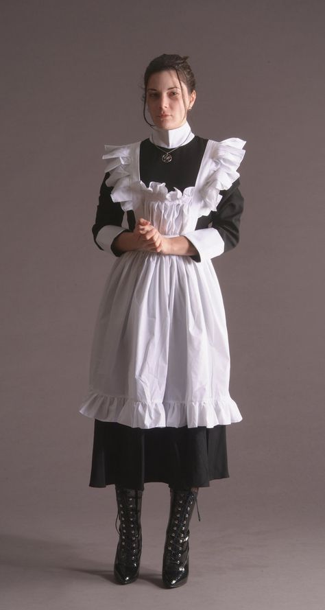 1920s Maid Uniform, Maid Clothing, Maid Design, Maid Clothes, Victorian Maid, Maid Uniform, Maid Cosplay, The Maid, Seventies Fashion