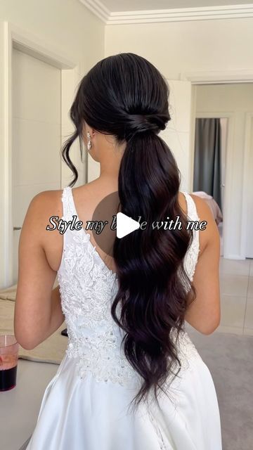 Hair & Makeup Artist | Educator | Coach on Instagram: "Low Bridal Ponytail Tutorial 🫶🏻  One of my favorite go-to styles for brides is the elegant low ponytail. Here’s why I prefer it over a mid ponytail:  	1.	Timeless Elegance: The low ponytail exudes a classic and sophisticated look that complements any bridal gown. 	2.	Comfort: A low ponytail is more comfortable for brides, ensuring they feel their best throughout the entire day. 	3.	Versatility: It’s perfect for incorporating accessories like veils, hairpins, or fresh flowers, enhancing the overall bridal look. 	4.	Flattering for All: This style works beautifully with all face shapes and hair types, providing a universally flattering silhouette. 	5.	Showcases the Dress: A low ponytail draws attention to the neckline and back of the dr Bridal Hair Ponytail Tutorial, Hair Styles For Low Back Dress, Ponytail Bridal Hair With Veil, Downdo Hairstyles Wedding, Elegant Ponytail Tutorial, High Pony Bridal Hair, Low Ponytail Hairstyles Wedding, Low Back Ponytail, Veil With Ponytail