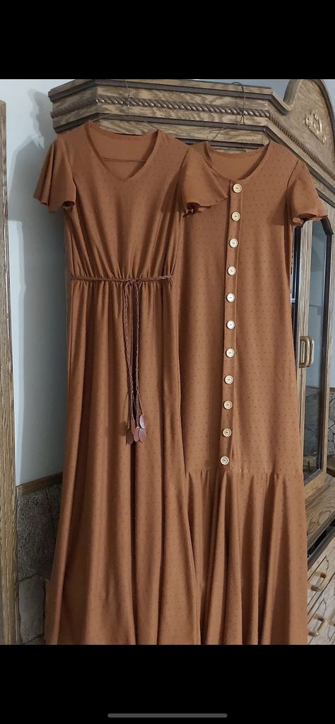 Mennonite Dress Ideas, Mennonite Dresses, Amish Clothes, Modest Dress Patterns, Mennonite Dress, Amish Clothing, Creative Stitching, Modest Mom, Boho Womens Clothing