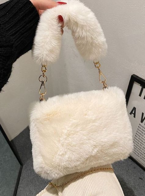 Cute Bags Aesthetic, Carteras Aesthetic, Fluffy Bags, Fancy Purses, Fluffy Bag, Aesthetic Bag, Faux Fur Bag, Sac Diy, Trendy Purses