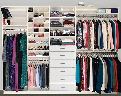 Bedroom Wardrobe Design, Dressing Design, Bilik Idaman, Bedroom Cupboards, Dream Closet Design, Closet Design Layout, Wardrobe Door Designs, Closet Renovation, Wardrobe Interior Design