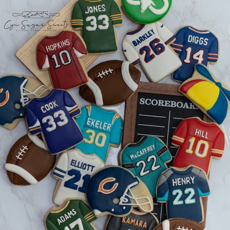 Superbowl football fantasy custom sugar cookies Football Themed Cookies Decorated, Fantasy Football Cookies, Football Team Cookies, Football Jersey Cookies Decorated, Football Royal Icing Cookies, Jersey Cookies Decorated, Masculine Cupcakes, Football Jersey Cookies, Football Cookies Decorated