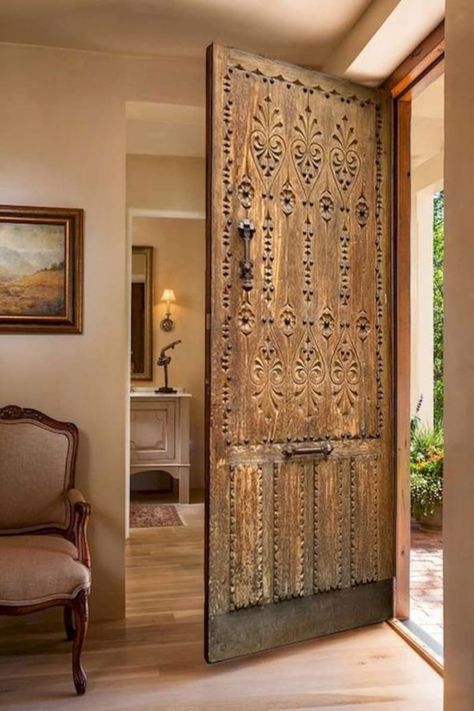 Small Crafts, تصميم داخلي فاخر, Interior Design Per La Casa, Carved Doors, Design Del Prodotto, Dream House Interior, Beautiful Doors, Dream House Decor, A Living Room