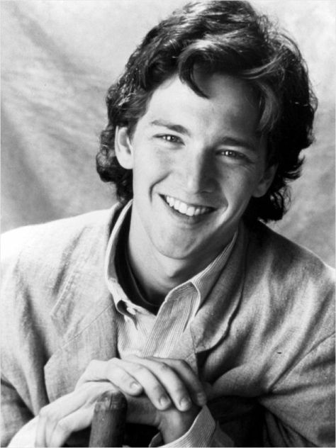 Andrew McCarthy, where did he go? Soo cute. Andrew Mccarthy, 80s Men, Actor Studio, James Spader, Look At The Stars, Teenage Years, Celebrity Art, Hollywood Actor, Cute Actors