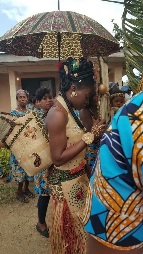 Equatorial Guinea wedding Countries Aesthetic, Guinea Country, Guinea Africa, Travel Mood, Mama Africa, African Love, Movie Ideas, Central Africa, Travel Bug