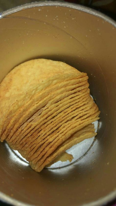 Chips Snap, Dehydrated Potatoes, Eating Food Funny, Food Captions, Snack Craving, Foodie Instagram, Delicacy Food, Food Therapy, Healthy Food Motivation