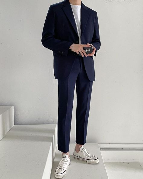 Aesthetic Suit Outfit Men, Korean Blazer Men, Wedding Fits For Guests Men, Mens Semi Formal Outfit Wedding, Guy Wedding Outfit Guest Casual, Formal Korean Outfit Men, Converse Formal Outfit, Formal Aesthetic Outfit Men, Korean Suit Men