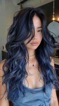 Types Of Hair Color, Blue Black Hair, Dark Blue Hair, 2023 Hair, Blue Highlights, Hair 2024, Hair Color Highlights, Hair Color Blue, Hair Colours