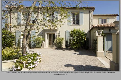 The Colors of Provence – What Color to Paint the House?? French Provincial Exterior, French Style House, Provence House, French Country Exterior, Tuscan Farmhouse, Provincial Home, French Exterior, French Style Homes, Exterior Paint Color