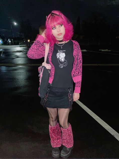 Hot Pink Goth Aesthetic, Pink Punk Aesthetic Outfits, Plus Size Scene Outfits, Pink Core Outfits, Goth Bimbocore Outfits, Pink Mall Goth, Scene Aesthetic Outfits, Pink Punk Outfits, Pink Alt Aesthetic