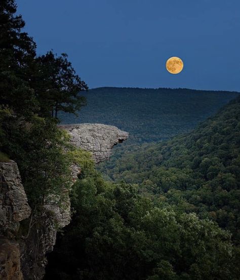 Ozark National Forest, Arkansas Travel, Ozark Mountains, The Full Moon, National Forest, Vacation Spots, Full Moon, Beautiful World, Arkansas