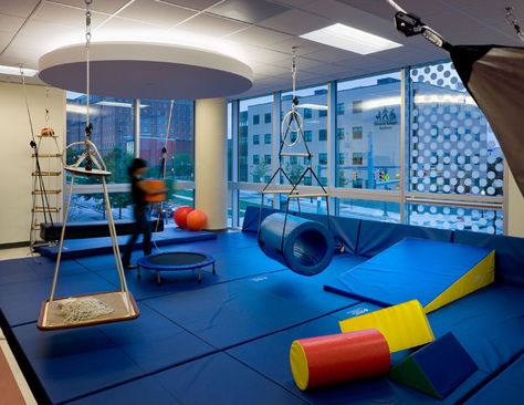 Therapy Gym Children Hospital Design, Sensory Gym, Pediatric Physical Therapy, Basement Gym, Physiotherapy Clinic, Cool Kids Bedrooms, Gym Room At Home, Kids Gym, Sensory Rooms