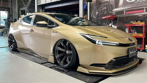 Japanese tuning firm Kuhl Racing brings a trio of custom 2024 Prius to the annual Tokyo Auto Salon. Custom Body Kits, Automotive News, Toyota Prius, Automotive Industry, Body Kit, Toyota, Tokyo, Japan, Cars