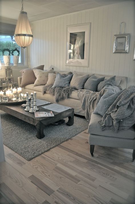 Willow Oak, Sitting Rooms, Coastal Living Rooms, Coastal Living Room, Hus Inspiration, Dream Living, Design Del Prodotto, Decoration Inspiration, Living Room Grey