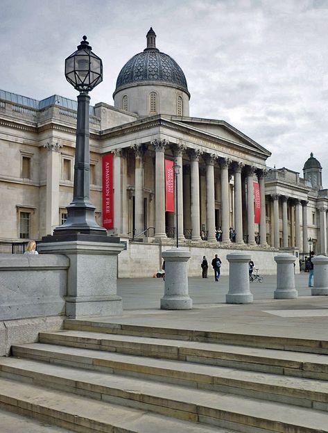 National Gallery in Trafalgar Square, London London Museums Art, National Gallery London Aesthetic, National Art Gallery London, The Virgin Of The Rocks, Virgin Of The Rocks, The National Gallery London, National Art Gallery, Famous Museums, London Drawing