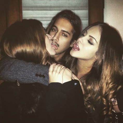 Avan Jogia, Liz Gillies, Ariana Grande