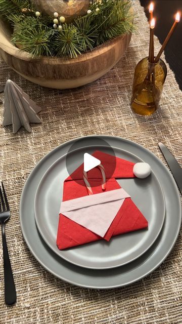 113K likes, 463 comments - swes_decornmore on December 18, 2023: "Super easy and cute Santa hat napkin folding inspiration for your Christmas table!! 🎅🏼🎄❄️ If you like my content, follow al...". Cute Santa Hat, Christmas Napkin Folding, Paper Napkin Folding, Scrapbook Themes, Creative Napkins, Christmas Decorations Centerpiece, Christmas Paper Napkins, Budget Decor, Ribbon Crafts Diy