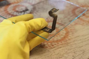 How to Glue Glass to Metal Best Glue, Super Glue, Play Doh, Aluminum Foil, Metal Base, The Project, Glue, Glass