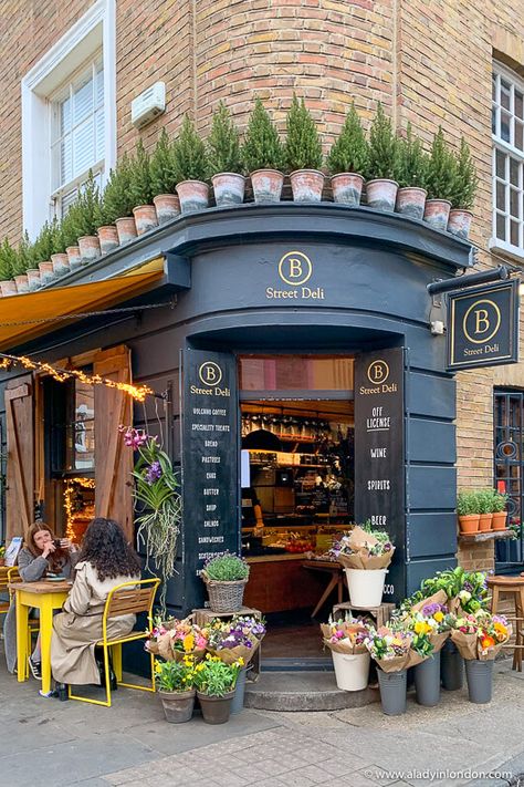 B Street Deli London Coffee Shop In London, London Cafe Interior, London Shopping Aesthetic, London Restaurants Aesthetic, Street Style Restaurant, London Cafe Aesthetic, Deli Aesthetic, Travel Aesthetic Adventure, London Cafes