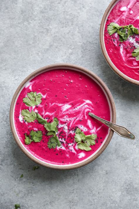 Classic Borscht Recipe, Recipe Beets, Beet Soup Recipes, Borscht Recipe, Beetroot Soup, Beet Soup, Beet Recipes, Red Beets, Detox Soup