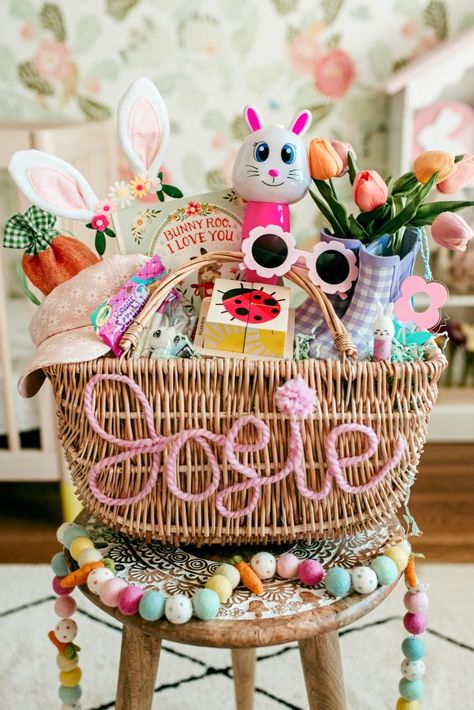 Ideas to make a cute toddler Easter basket filled with fun and functional items! Decorate Easter Basket, Easter Basket Giveaway Ideas, Easter Basket Display Ideas, Easter Baskets For Toddlers Girl, Beautiful Easter Baskets, Vintage Easter Basket Ideas, Mini Easter Basket Ideas, Easter Basket For Toddler Girl, 2024 Easter Basket Ideas