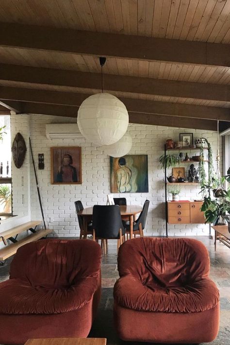 Modernist Interior, Living Vintage, Style Deco, Floor To Ceiling Windows, Boho Interior, Home Remodel, Cheap Decor, Interior Inspo, Decor Accessories