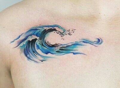 Watercolor Waves Tattoo, Collarbone Wave Tattoo, Wave Tattoo Black, Ocean Compass Tattoo, Ocean Wave Tattoos For Women, Sea Wave Tattoo, Watercolor Wave Tattoo, Tattoo Mare, Tattoo Seashell