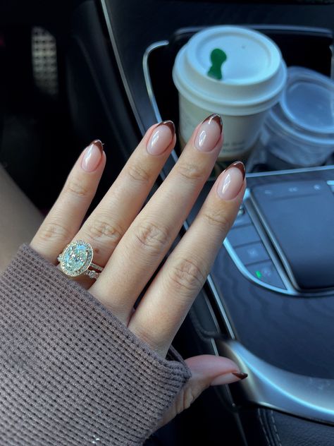 Brown French tip nails Fall Oval Shaped Nails, Shorter Oval Nails, Cute Fall Nails Almond Shape, Purple Tip Almond Nails, Nail Colours Autumn 2024, Rounded Oval Acrylic Nails, Almond Shape Fall Nails 2024, Short Nail Designs Round, Short Oval Fall Nails