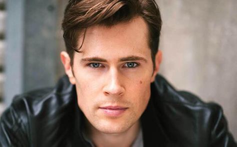 Lord John Grey will be played by Australian actor David Barry. Lord John Grey Outlander, David Berry, Outlander Books, Diana Gabaldon Books, John Bell, Lord John, Outlander Book Series, Jamie Fraser Sam Heughan, Outlander Casting