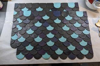 Scrap Leather Scales : 6 Steps (with Pictures) - Instructables Leather Scraps Diy, Scrap Leather Projects, Leather Upcycle, Bicycle Panniers, Leather Scraps, Scale Pattern, Pannier Bag, Upcycled Leather, Concrete Cement