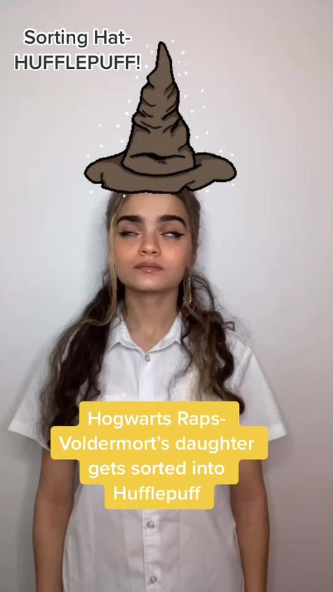 If I Went To Hogwarts Tiktok, Harry Potter Rap, Harry Potter Tiktoks, Harry Potter Song, Stile Harry Potter, Harry Potter Parody, Glume Harry Potter, Cute Harry Potter, Harry Potter Memes Hilarious